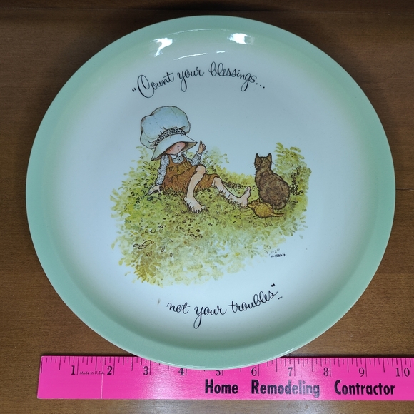 Holly Hobbie 1972 Ceramic Collector Plate, 10" - Picture 1 of 3